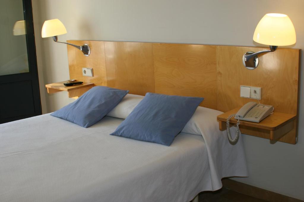 Hotel Rambla Figueres Rom bilde